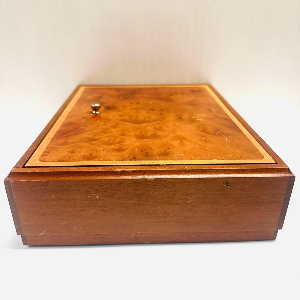 Vintage Wood Game Box Storage Organizer - Picture 12 of 13
